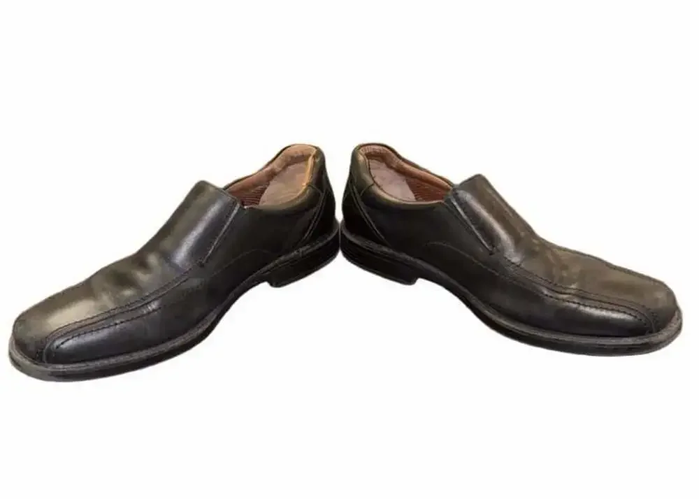 Johnston & Murphy black leather